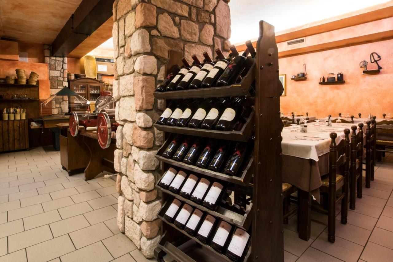 Albergo Ristorante Brera Inveruno Eksteriør billede