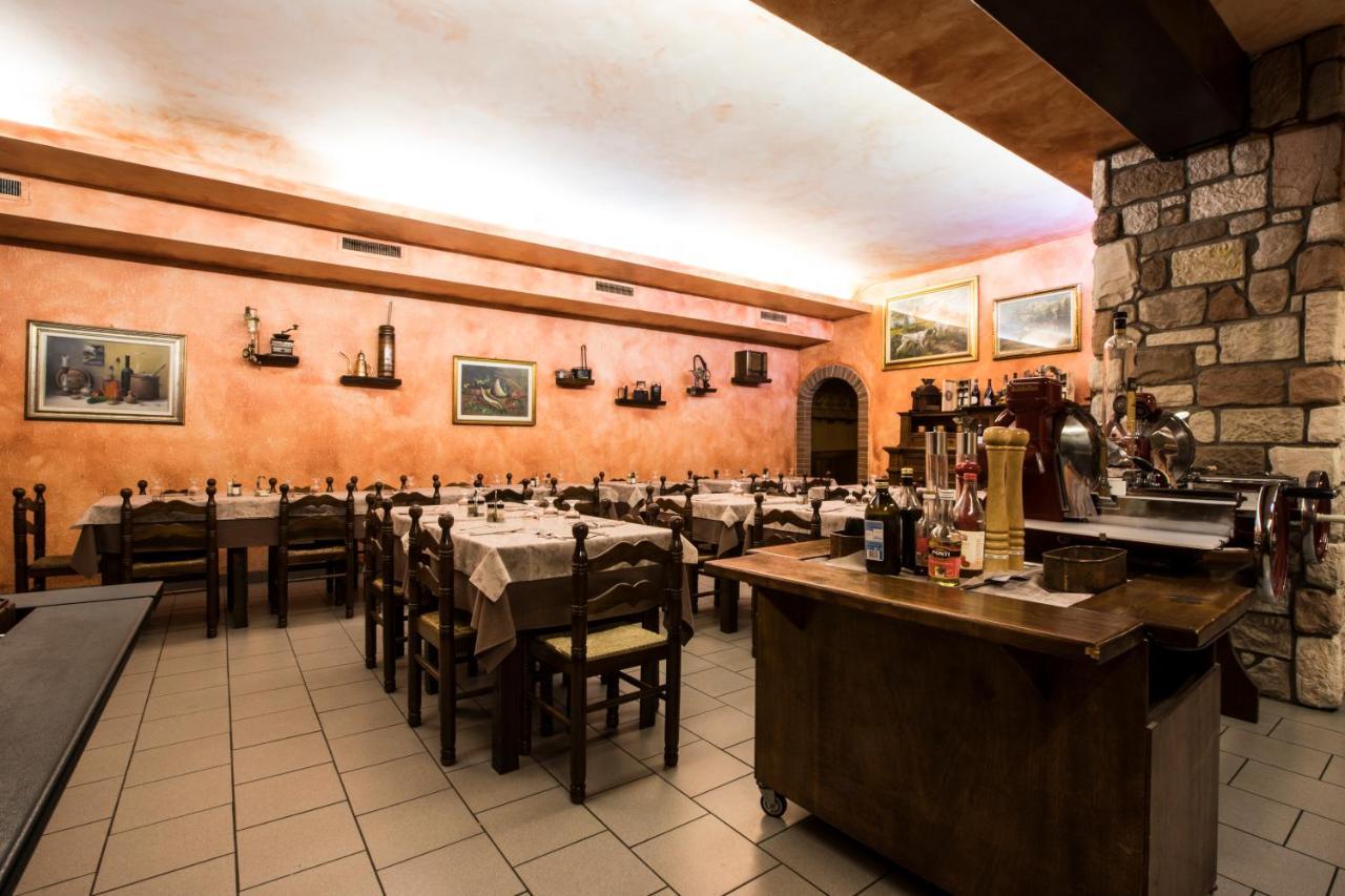 Albergo Ristorante Brera Inveruno Eksteriør billede